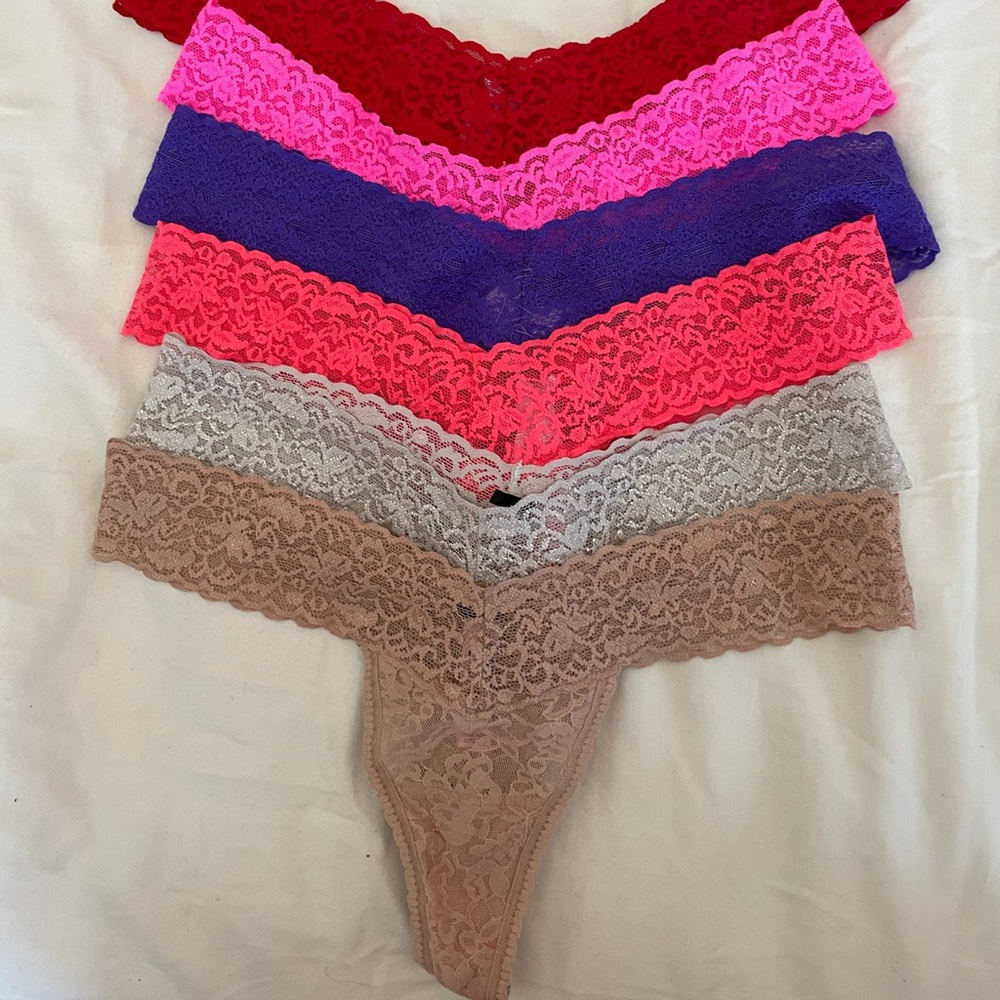 6 VS One Size Lace Thongs